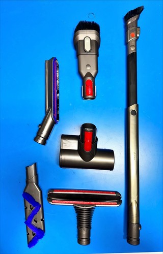 Lot genuine dyson vacuum - of, 6