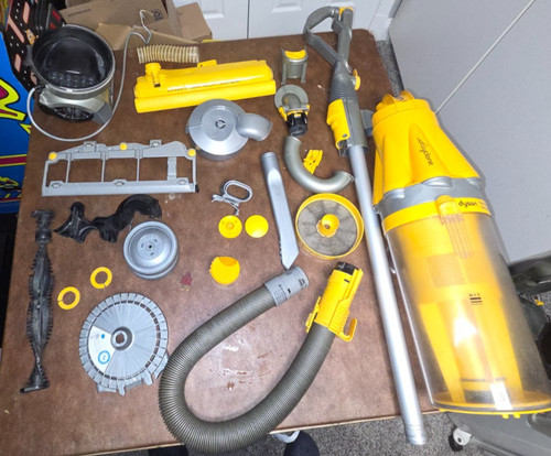 Dyson dc07 vacuum cleaner - dc07,