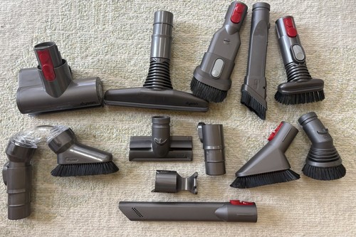 Lot dyson vacuum cleaner - of,