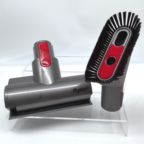 Dyson lot genuine vacuum - of,