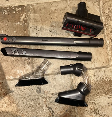 Lot dyson vacuum - of,