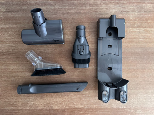Dyson cordless vacuum cleaner - dyson,