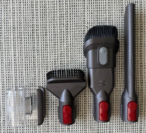 Dyson pack vacuum attachment - dyson,